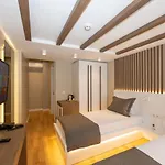 Grand Hotel