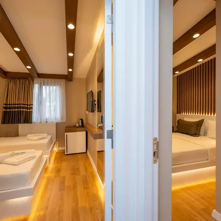 Grand Hotell *