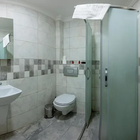 Grand Hotell *